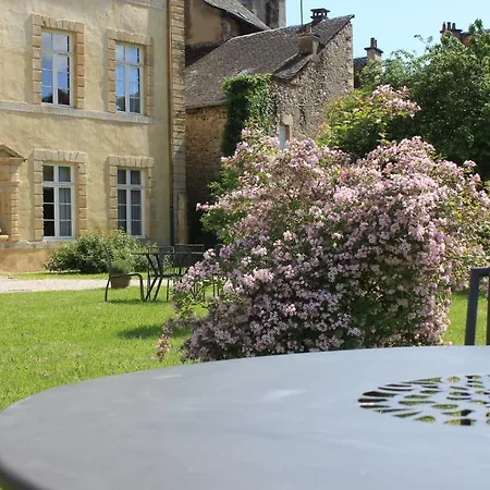 Le Chateau Ricard Lejlighedshotel 3*