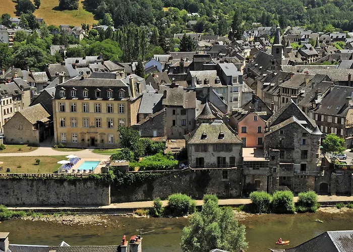 Le Chateau Ricard Lejlighedshotel 3*